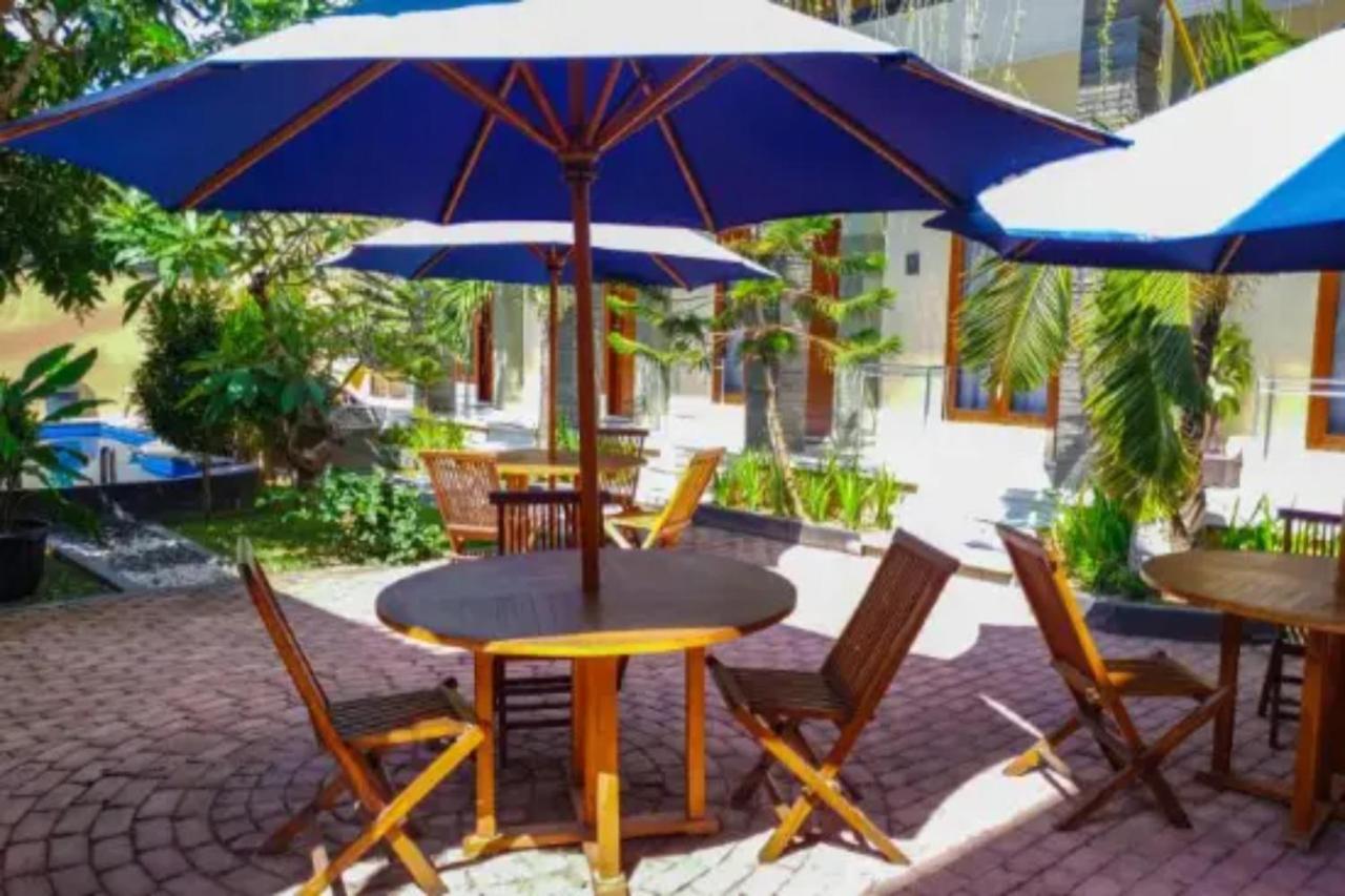 Oyo Flagship 91237 Ratu Guest House Kedunganan Exterior foto