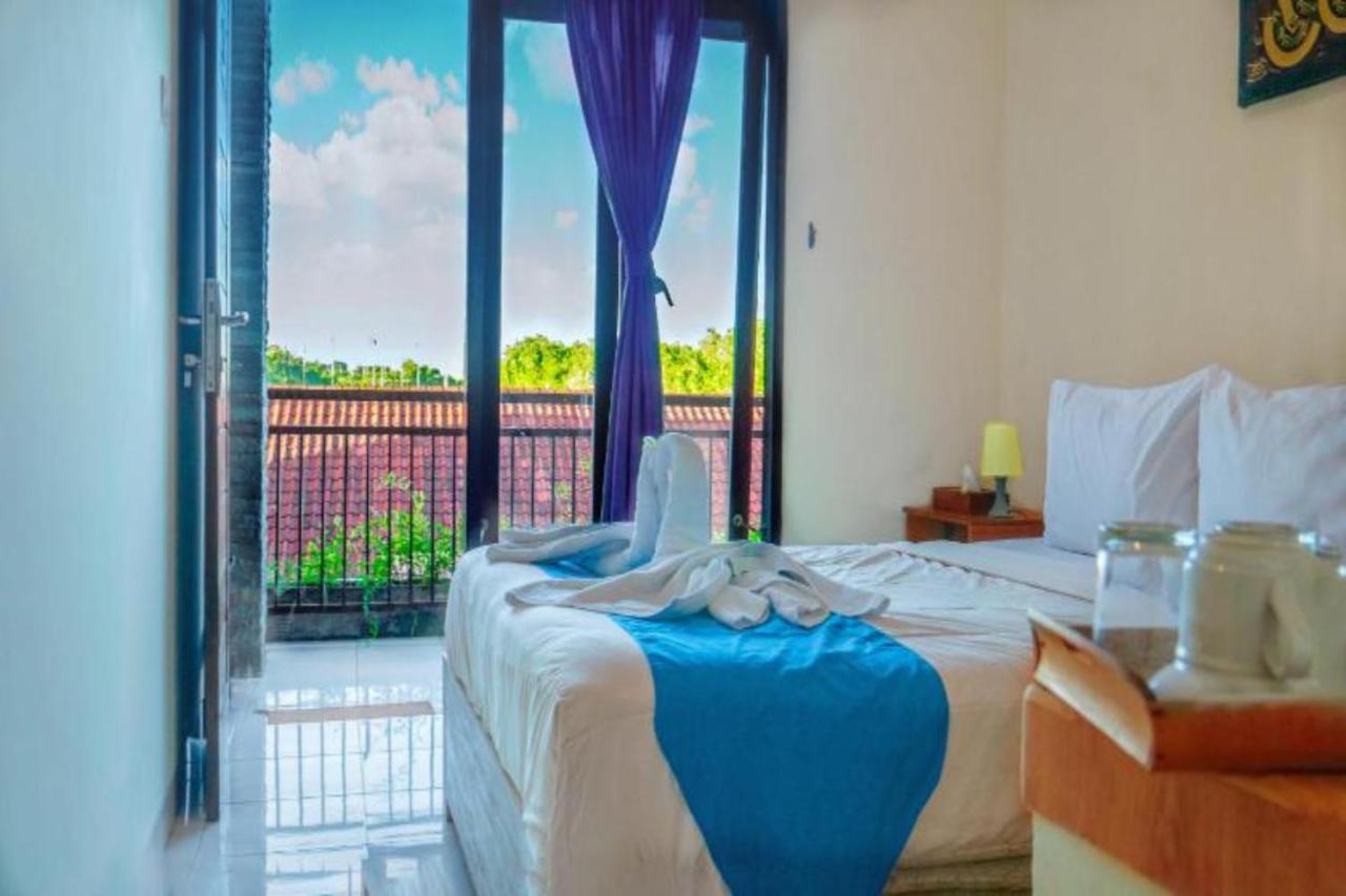 Oyo Flagship 91237 Ratu Guest House Kedunganan Exterior foto