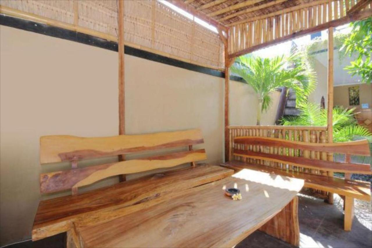 Oyo Flagship 91237 Ratu Guest House Kedunganan Exterior foto